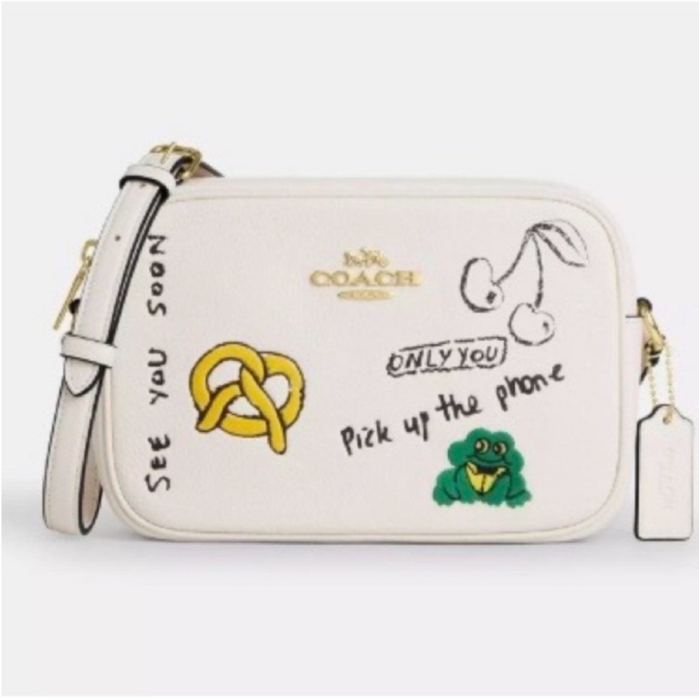 Coach Jamie Camera Bag With Sketch
Print # CAT02